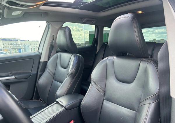 Volvo XC 60 cena 109900 przebieg: 77999, rok produkcji 2017 z Lublin małe 232